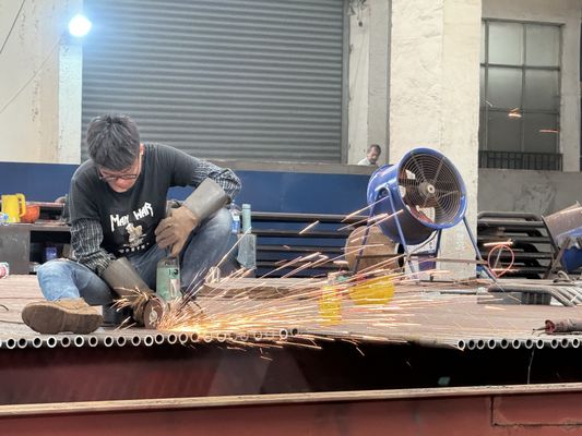 SA 210 A1 Sistem dinding kapal tekanan baja paduan untuk aplikasi tekanan tinggi
